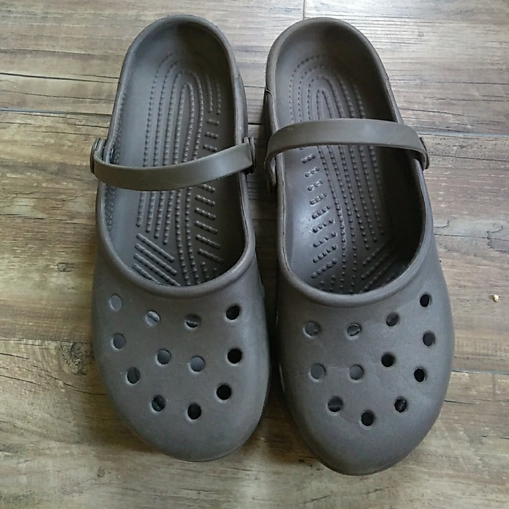 Croc shoes